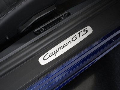 صورة مصغرة 26 لـ 2023 Porsche 718