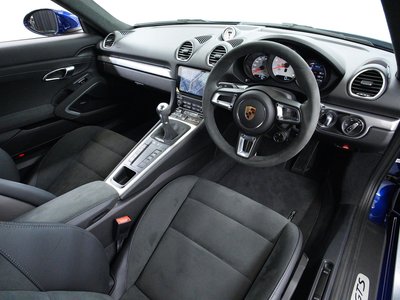 صورة مصغرة 22 لـ 2023 Porsche 718