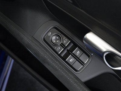 صورة مصغرة 8 لـ 2023 Porsche 718