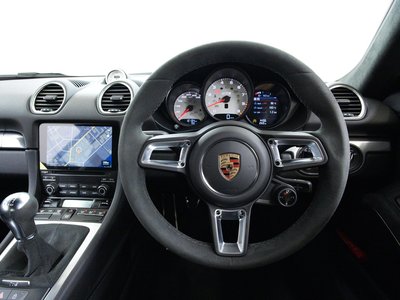 صورة مصغرة 32 لـ 2023 Porsche 718