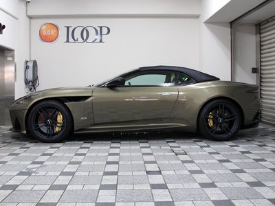 صورة 9 لـ 2022 Aston Martin DBS SUPERLEGGERA VOLANTE