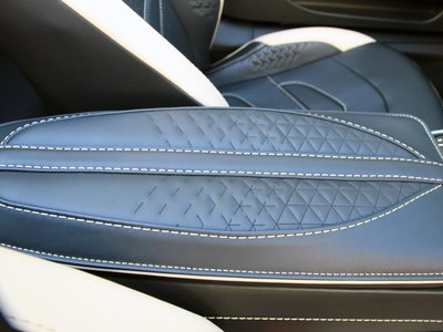 صورة 34 لـ 2022 Aston Martin DBS SUPERLEGGERA VOLANTE