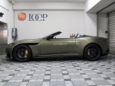 صورة 8 لـ 2022 Aston Martin DBS SUPERLEGGERA VOLANTE