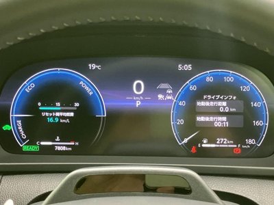 2024 Toyota CROWN SPORT — миниатюра 15