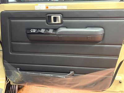 2025 Toyota LAND CRUISER 70 thumbnail 29