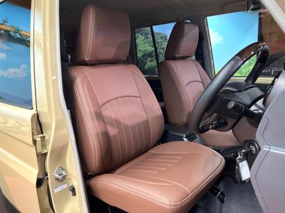 2025 Toyota LAND CRUISER 70 photo 11