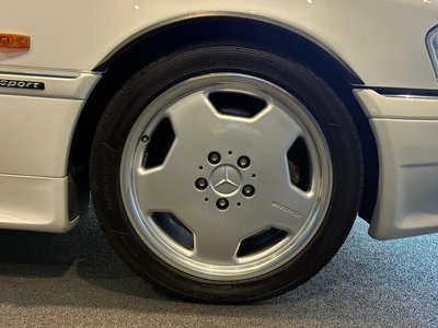 صورة 8 لـ 1995 Mercedes-BENZ C-CLASS AMG