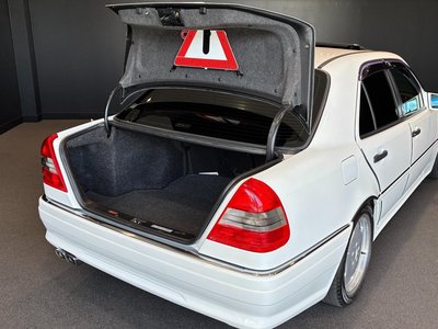 صورة 17 لـ 1995 Mercedes-BENZ C-CLASS AMG