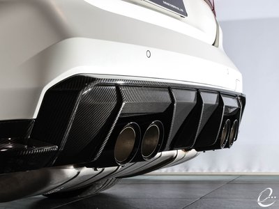صورة 28 لـ 2021 BMW M4 CABRIOLET