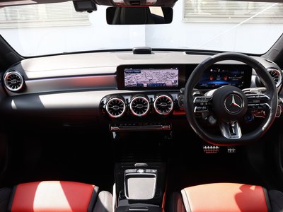 صورة 5 لـ 2025 Mercedes-BENZ A-CLASS AMG