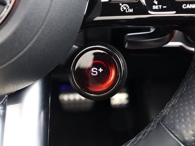 2025 Mercedes-BENZ A-CLASS AMG — миниатюра 32
