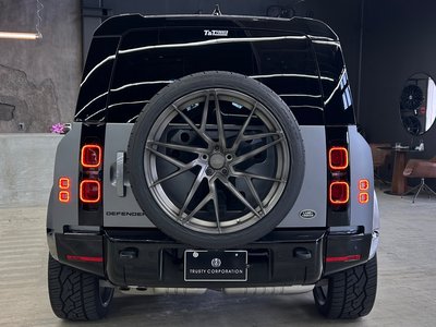 صورة 15 لـ 2023 LAND Rover DEFENDER