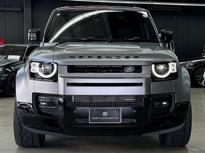 صورة 9 لـ 2023 LAND Rover DEFENDER