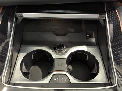 2024 BMW X6 thumbnail 37