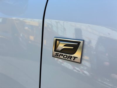 2023 Lexus RX — миниатюра 12