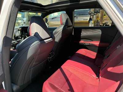 2023 Lexus RX — миниатюра 68