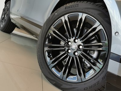 2025 LAND Rover RANGE ROVER EVOQUE photo 3