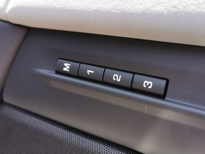 2025 LAND Rover RANGE ROVER EVOQUE thumbnail 20