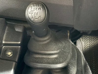 صورة 65 لـ 2024 Toyota LAND CRUISER 70