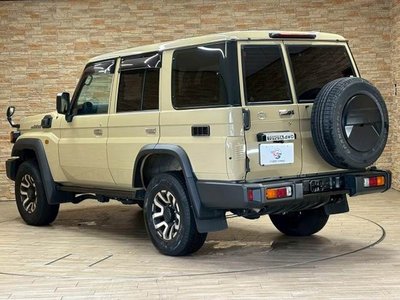 صورة 16 لـ 2024 Toyota LAND CRUISER 70