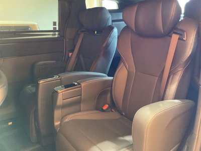 صورة 18 لـ 2025 Toyota ALPHARD