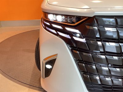 صورة 46 لـ 2025 Toyota ALPHARD