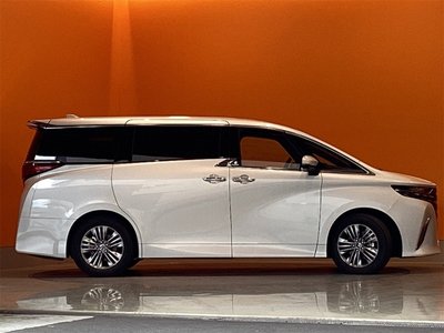 صورة 12 لـ 2025 Toyota ALPHARD