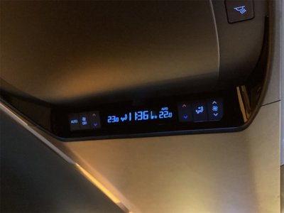 صورة 24 لـ 2025 Toyota ALPHARD
