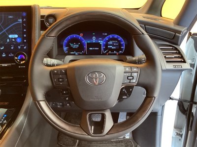 صورة 30 لـ 2025 Toyota ALPHARD