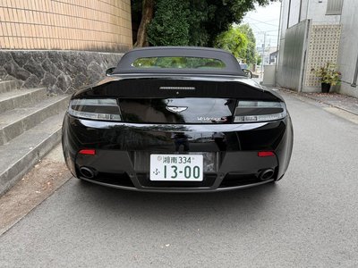 2018 Aston Martin V12 VANTAGE ROADSTER 照片 12