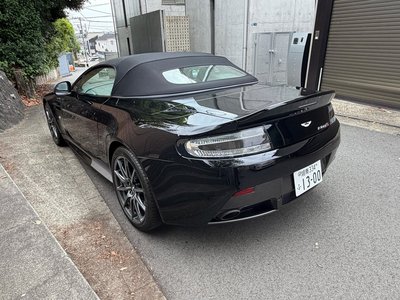 2018 Aston Martin V12 VANTAGE ROADSTER 照片 13