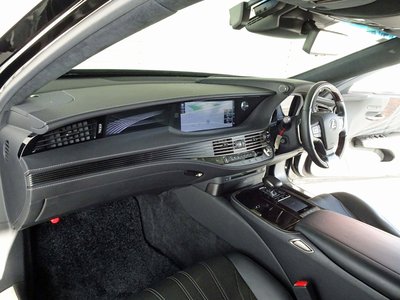 2017 Lexus LS — фото 37
