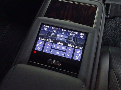 2017 Lexus LS — фото 46