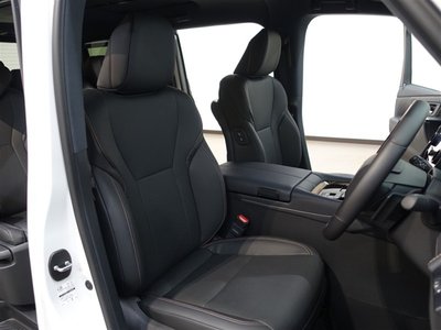 2025 Toyota ALPHARD — фото 26