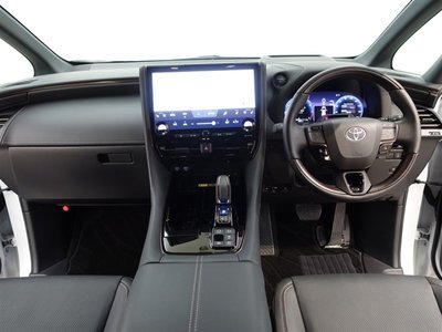 2025 Toyota ALPHARD — фото 9