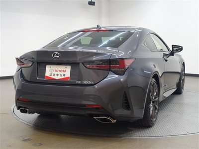 صورة 8 لـ 2023 Lexus RC