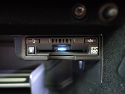 صورة 25 لـ 2023 Lexus RC