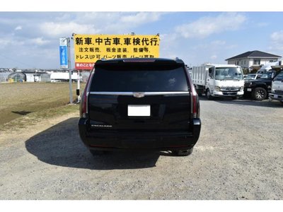 2015 Cadillac ESCALADE photo 12