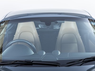 2018 Porsche 718 thumbnail 24