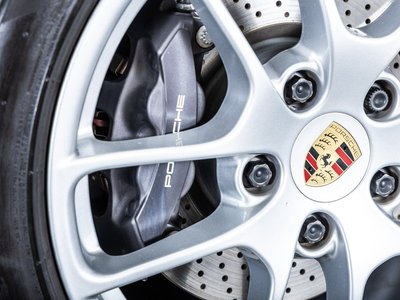 2018 Porsche 718 thumbnail 30