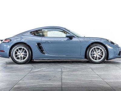 2018 Porsche 718 photo 13