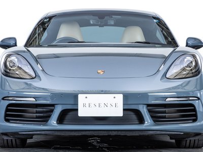 2018 Porsche 718 photo 14