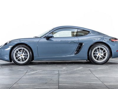 2018 Porsche 718 photo 10