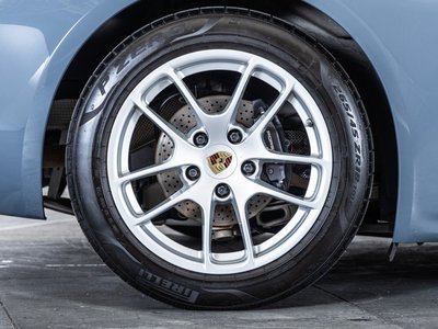 2018 Porsche 718 thumbnail 29