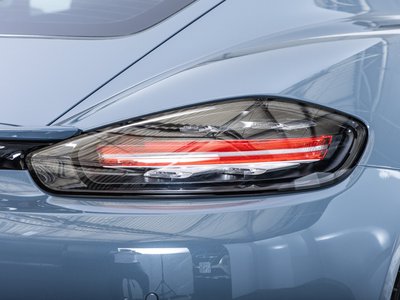 2018 Porsche 718 thumbnail 39