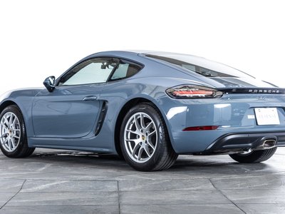 2018 Porsche 718 thumbnail 34