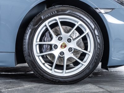 2018 Porsche 718 thumbnail 28