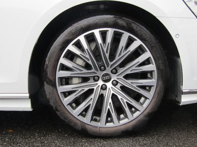 2024 AUDI A8 photo 7