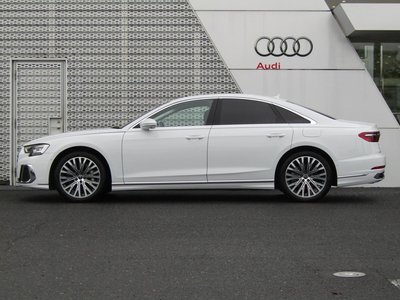 2024 AUDI A8 photo 3
