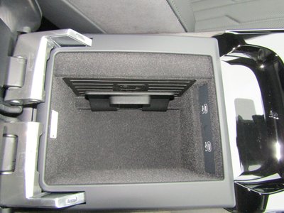 2024 AUDI A8 thumbnail 21